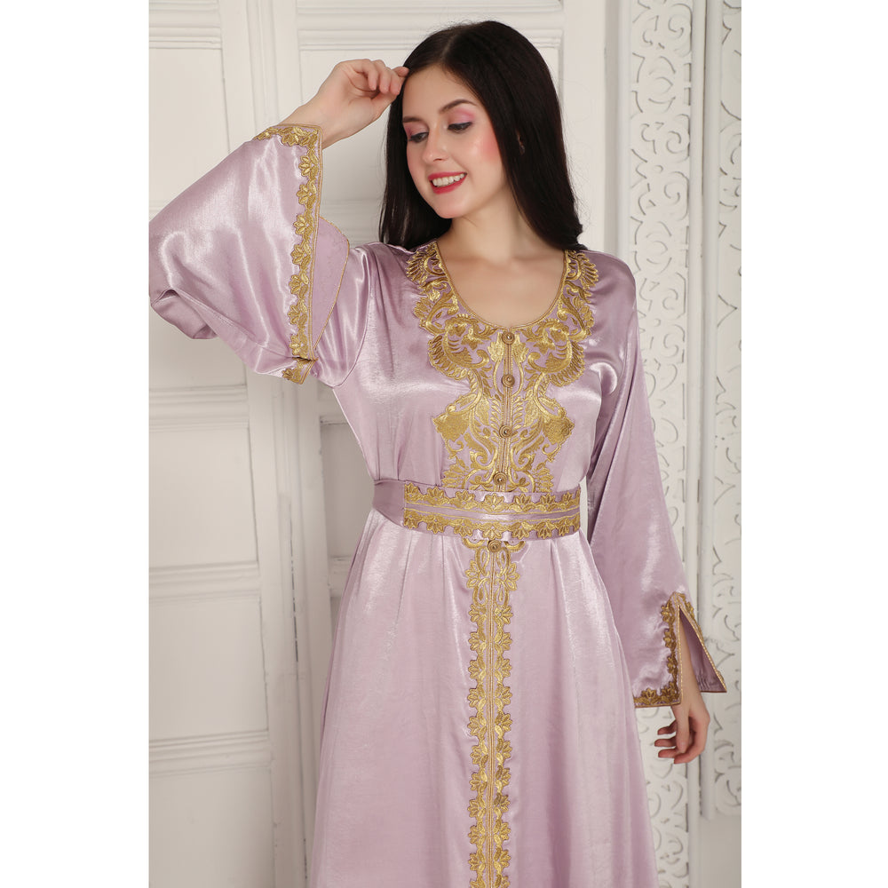 
                  
                    Gold Threadwork Embroidery Arabic Kaftan Farasha in Lilac Pink
                  
                